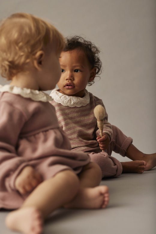 Feminine Fall Dress For Baby with Bow and Lace – Rama Baby