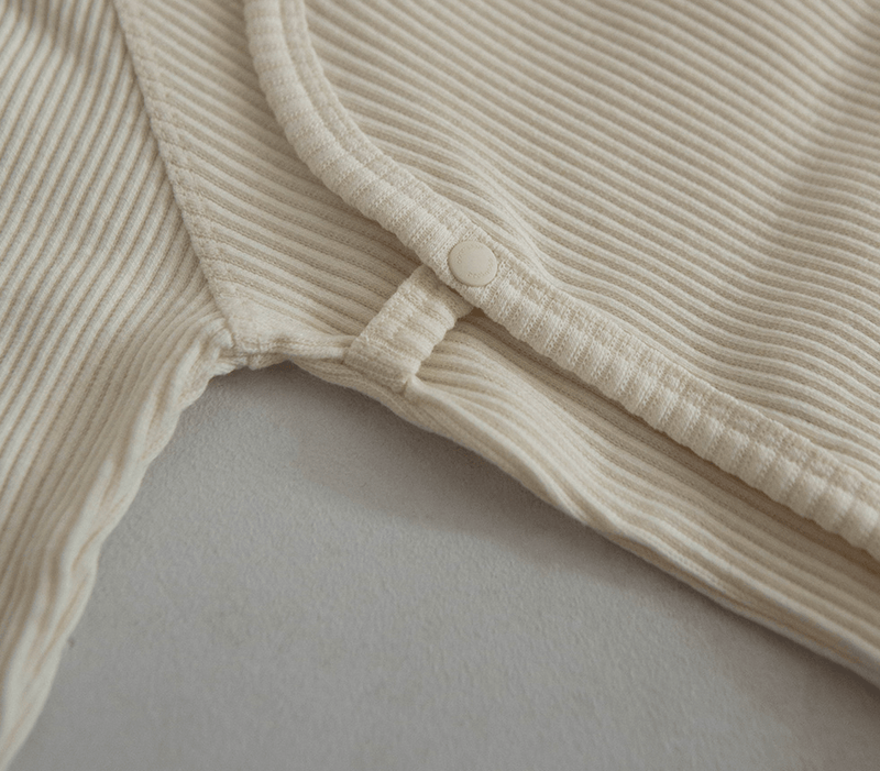 longsleeve ribbed onesie w.caps - daon ivory - Peekaboo - 