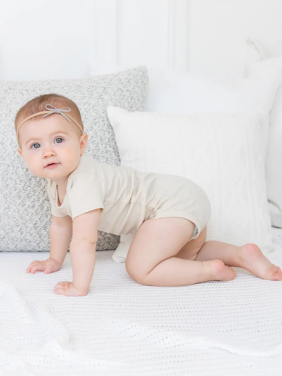 short sleeve bodysuit - natural "classic" - Colored Organics - 
