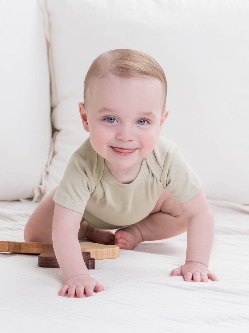 short sleeve bodysuit - sage "classic" - Colored Organics - 