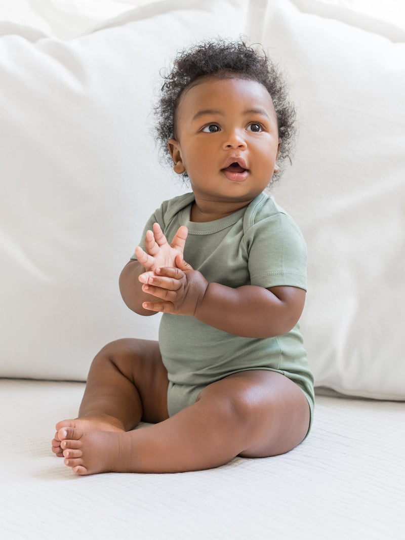 short sleeve bodysuit - thyme "classic" - Colored Organics - 